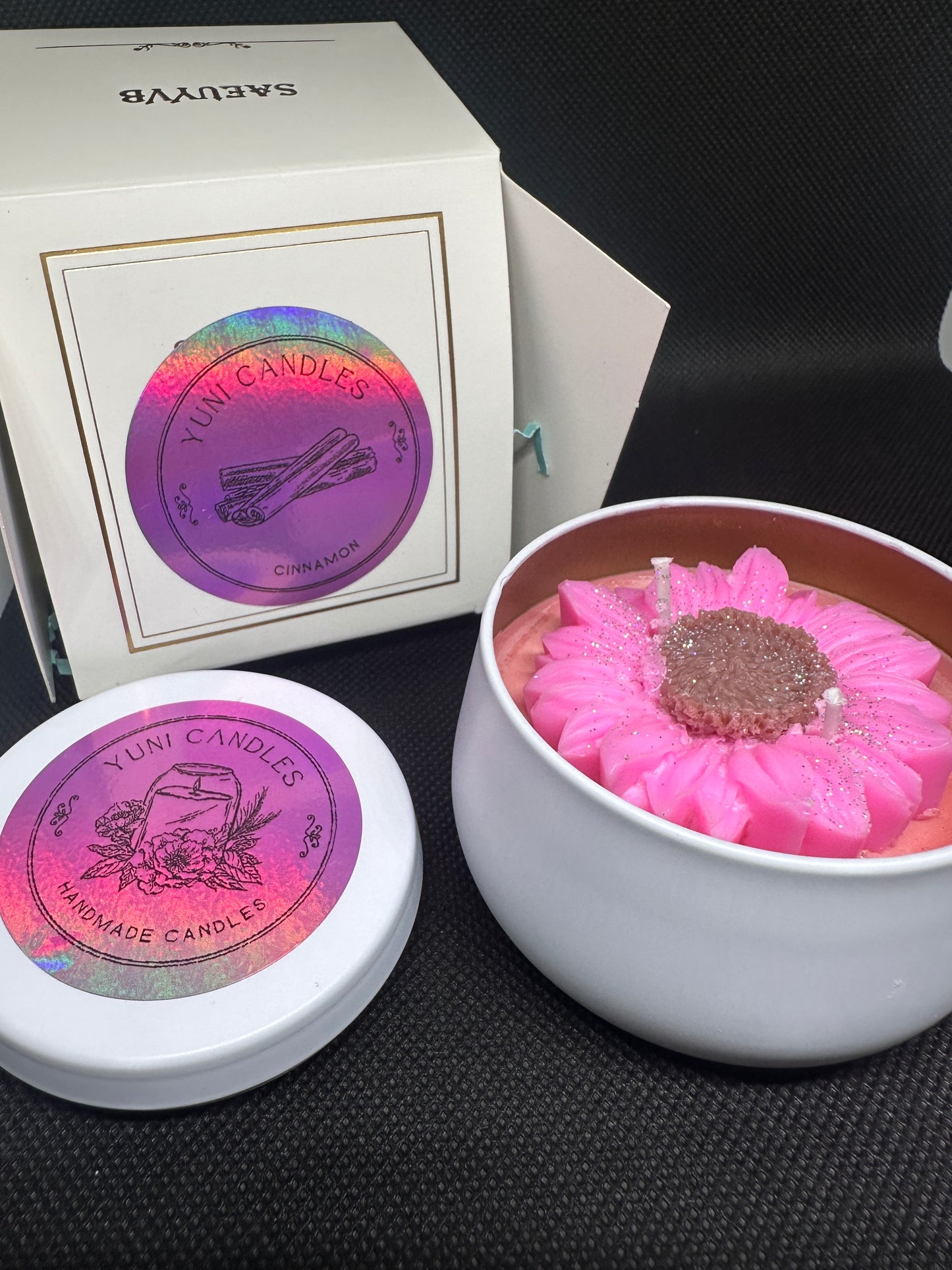 Spiced Bloom – Cinnamon Flower Candle