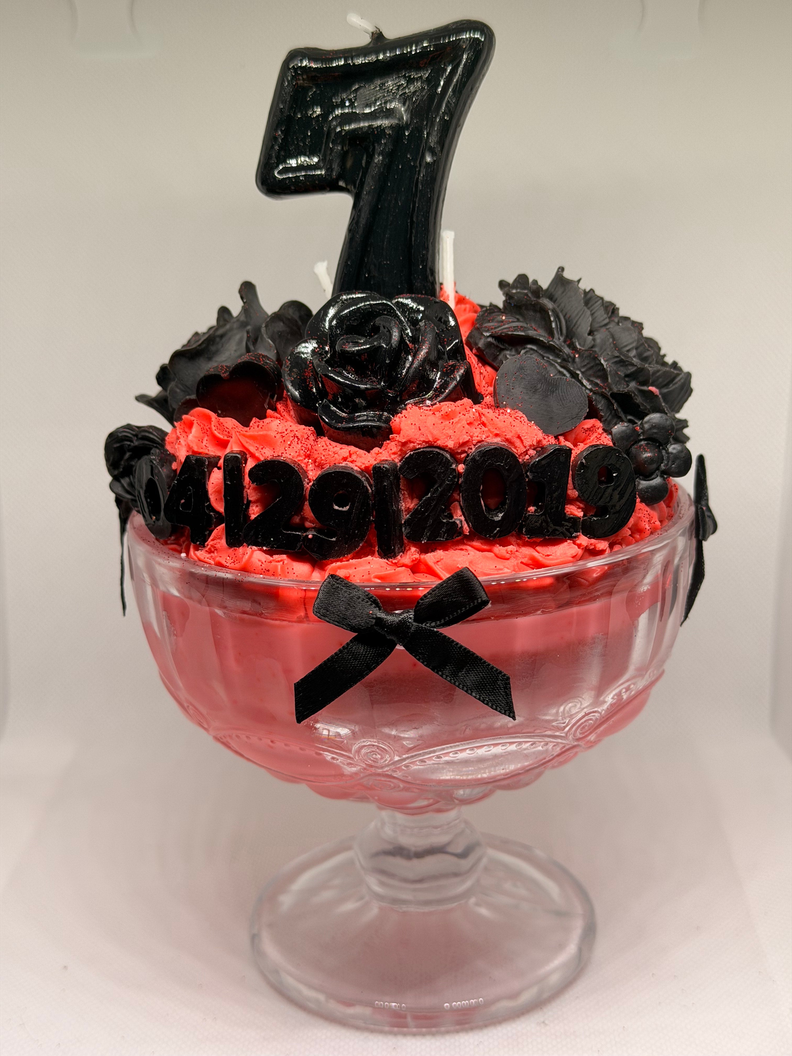 Crimson Noir – Enchanted Rose Candle